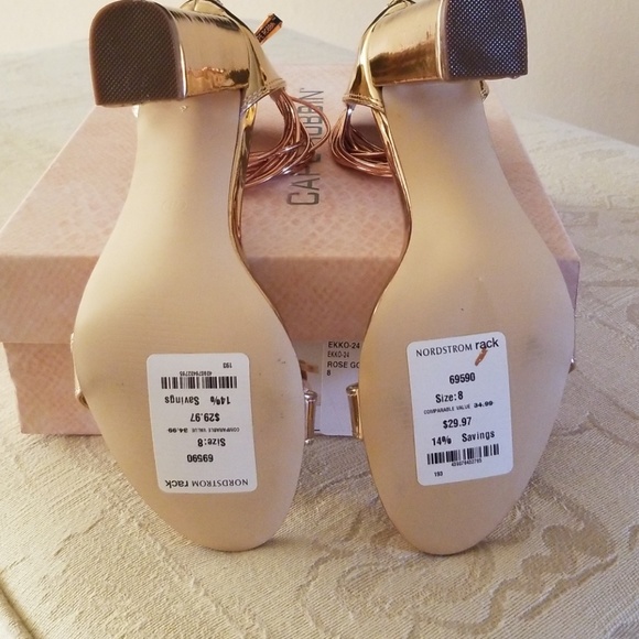 Rose Gold heels Never Worn brand New - Picture 5 of 6